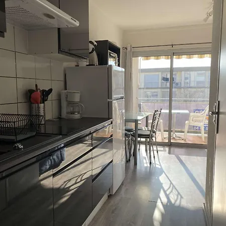 T1 Climatise Avec Wifi, Proche Thermes Et Commerces, Balcon, 2 Etoiles, - Fr-1-553-35 شقة