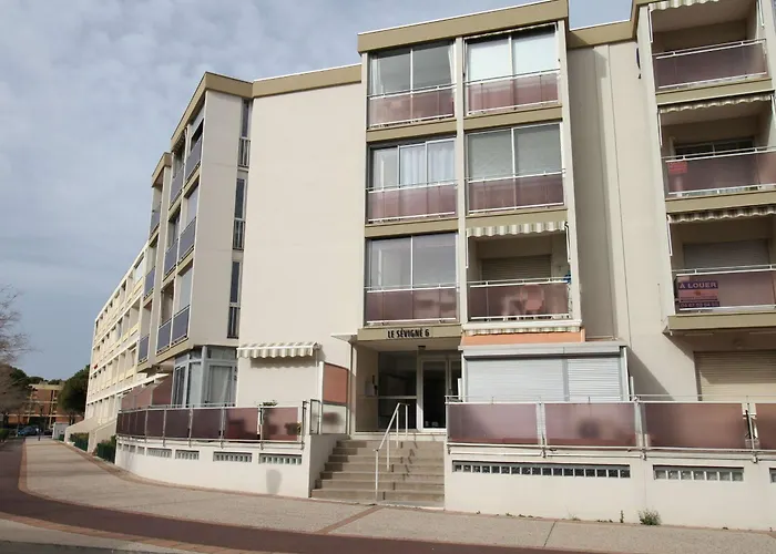 T1 Climatise Avec Wifi, Proche Thermes Et Commerces, Balcon, 2 Etoiles, - Fr-1-553-35 Apartment Balaruc-les-Bains